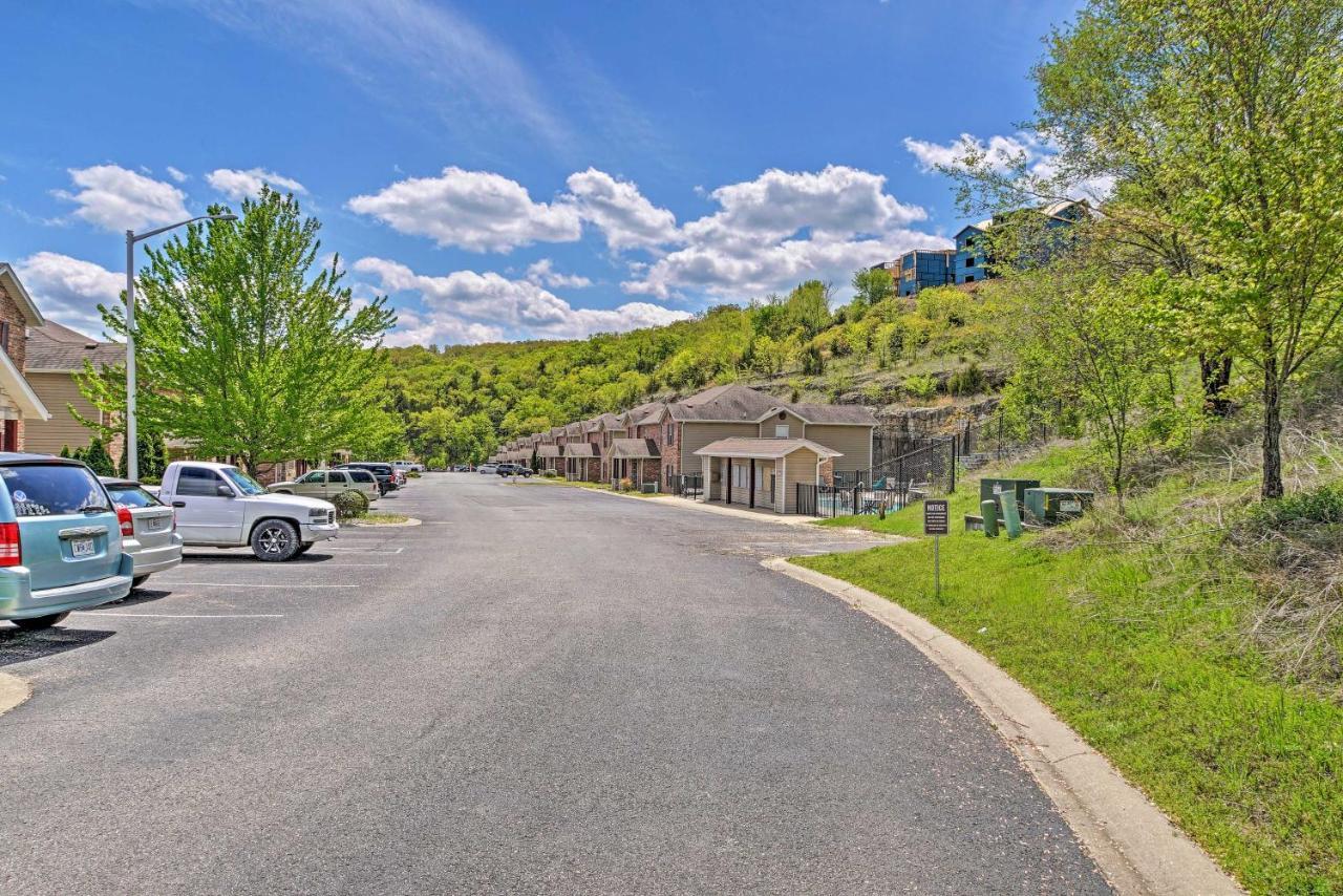Cozy Branson Condo With Balcony And Mountain Views Esterno foto
